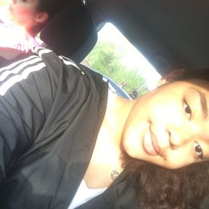 Meet your Posher, Jade